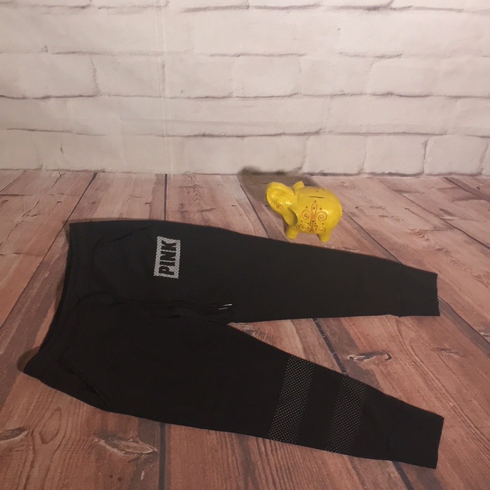 PINK Victoria's Secret Jogger Sweatpants in Black